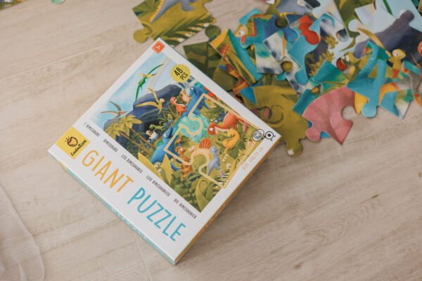 Giant Puzzle, Dinosaurios